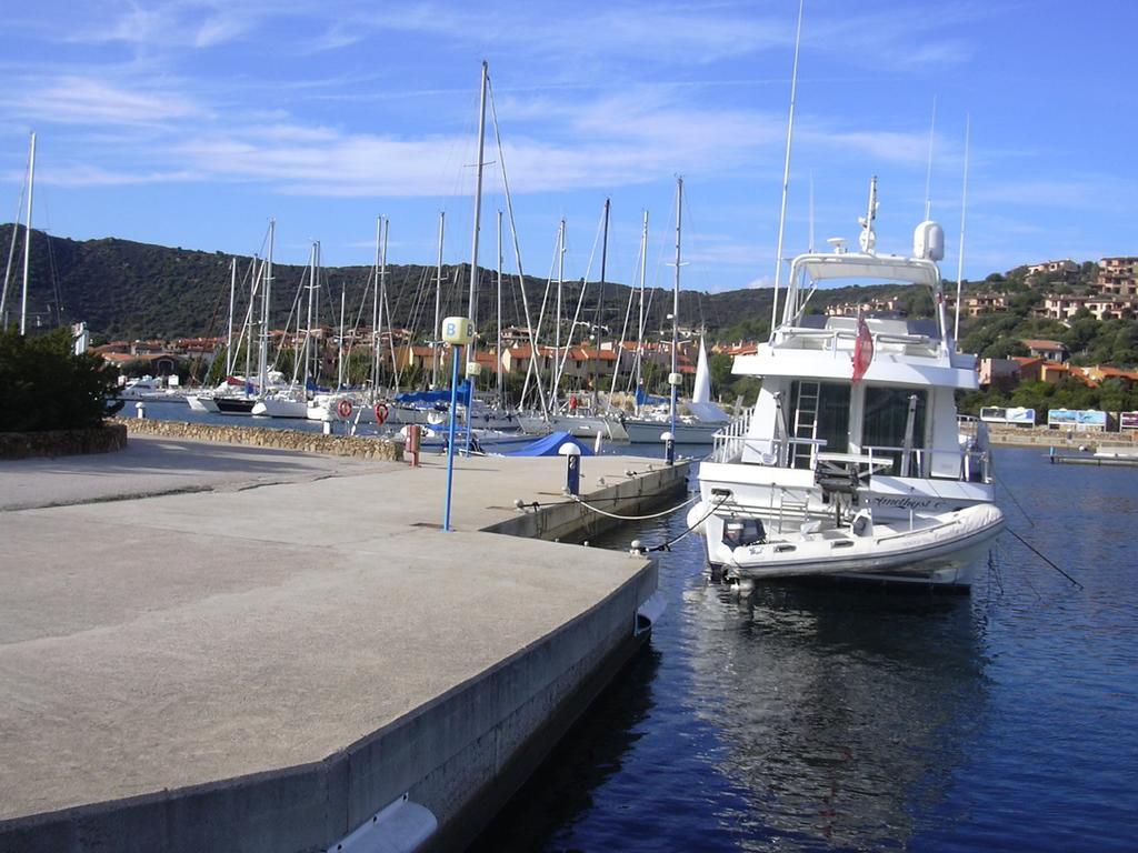 Hotel Lu Baroni Budoni Εξωτερικό φωτογραφία